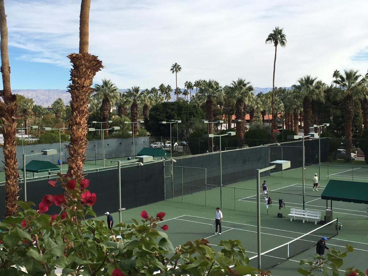 Getaways At Palm Springs Tennis Club Exterior photo